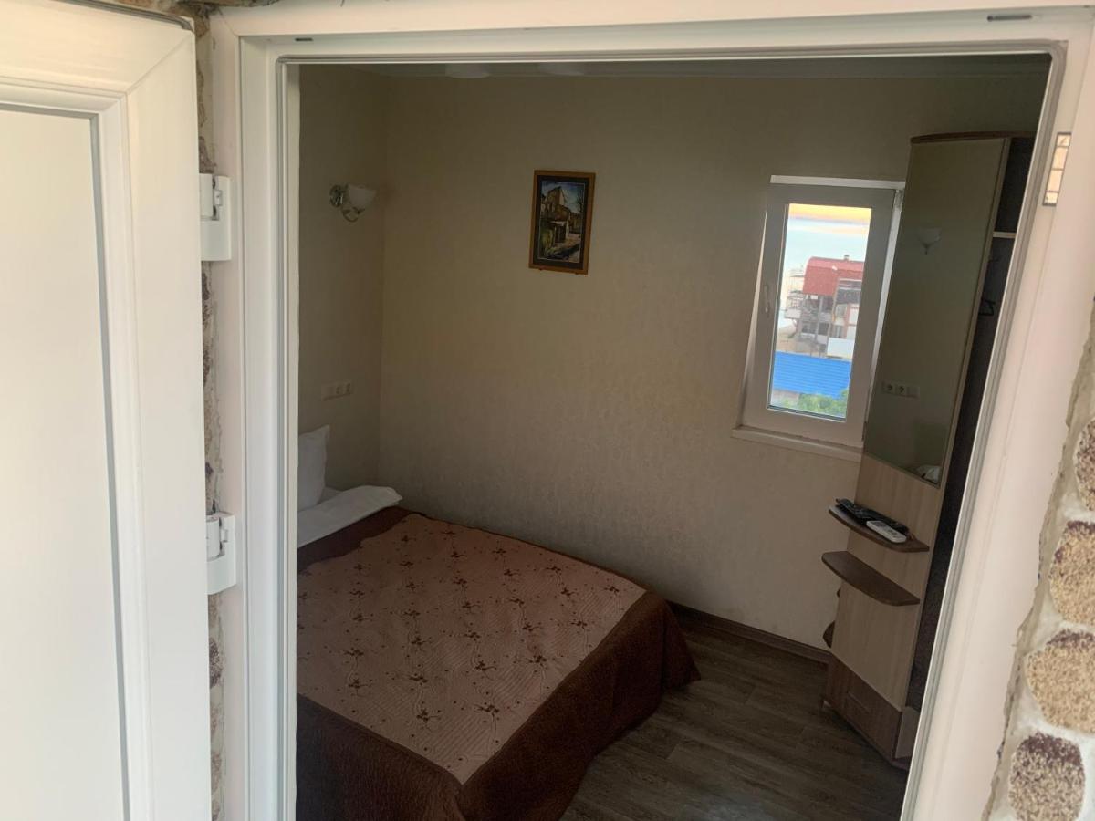 Guest House Dacha Nova Dofinivka Zewnętrze zdjęcie
